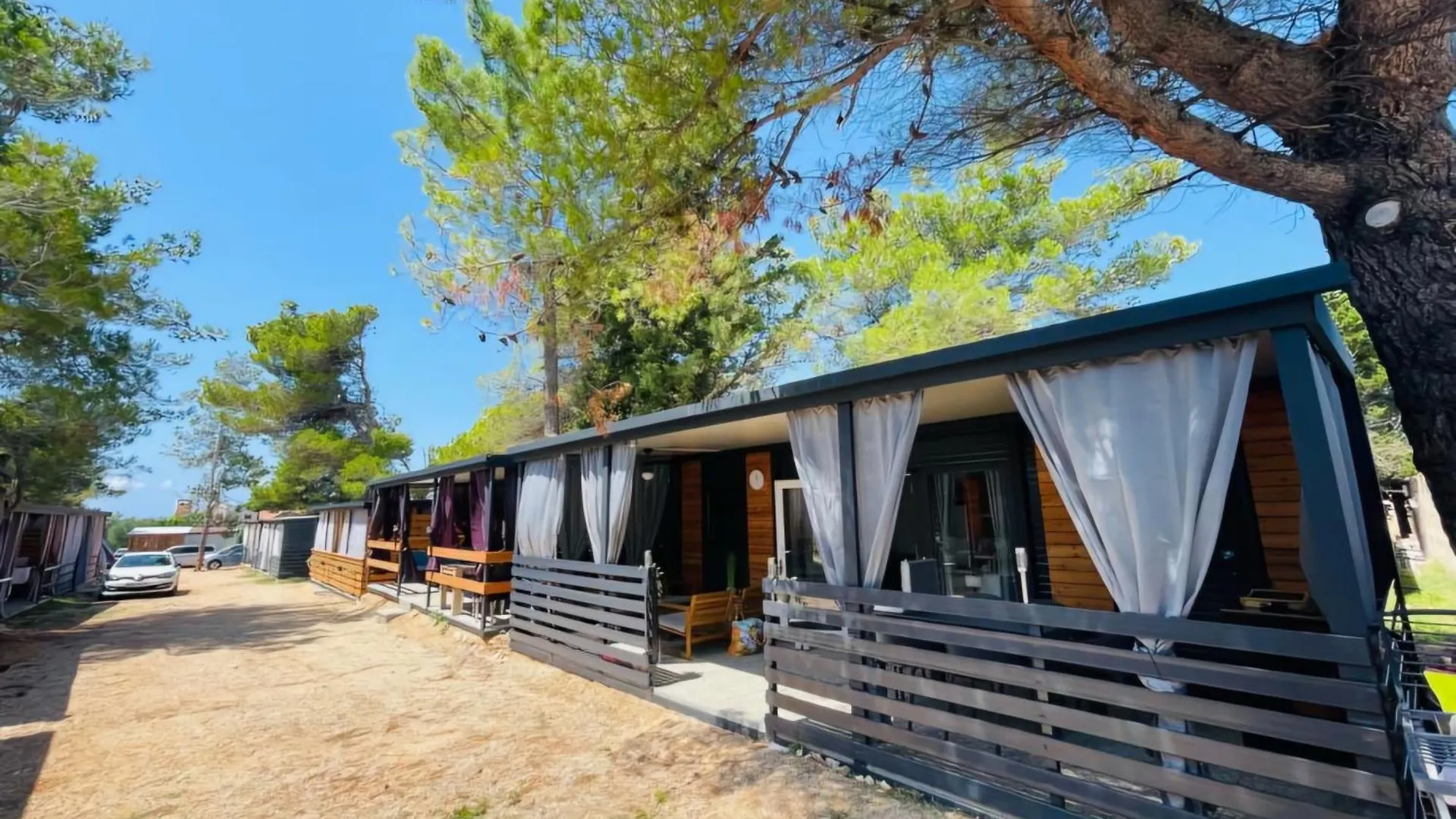 Zaba-Kamp Dalmacija Hotel Privlaka  0*, Privlaka (Zadar) Croatia
