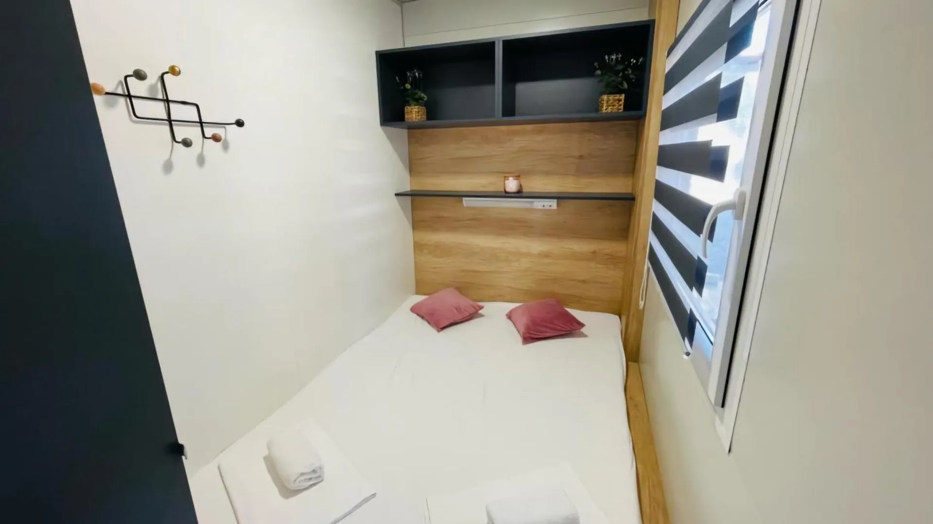 Campsite Zaba-Kamp Dalmacija Hotel Privlaka  Croatia